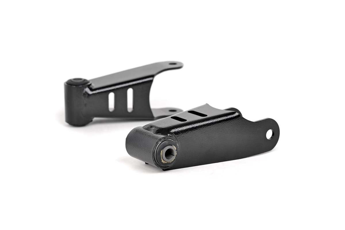 Lowering Shackles | 1.5 in | GMC Sierra/ Chevrolet Silverado 1500 2WD/4WD |1999-2018 | Rough Country | RC0500