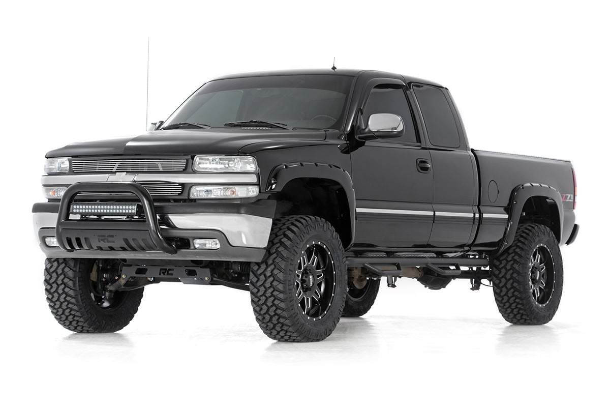 6 Inch Lift Kit | Chevy Silverado & GMC Sierra 1500 4WD | 1999-2006 | Rough Country | 27220A
