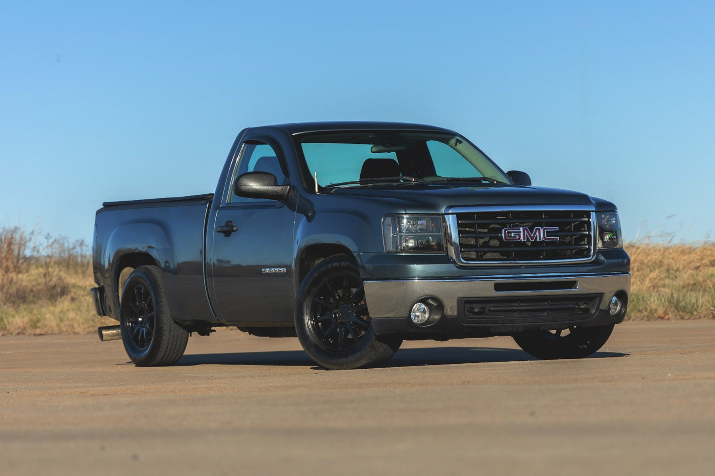 2 Inch Lowering Kit | 4 Inch Rear Lowering | Alum/Stamped Knuckle | Chevrolet Silverado/GMC Sierra 1500 | 2014-2018 | Rough Country | 71630