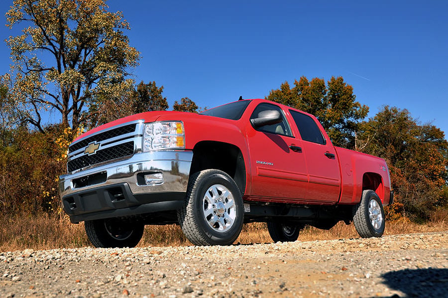 1.5-2 Inch Leveling Kit | GMC Sierra/ Chevrolet Silverado 2500HD, 3500HD 4WD | 2011-2018 | Rough Country | 9593