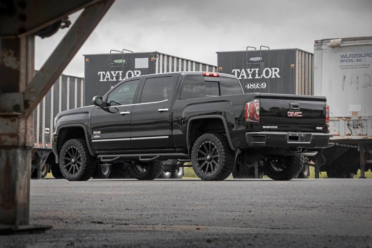 3.5 Inch Lift Kit | Forged UCA | N3 Strut | Chevrolet Silverado/GMC Sierra 1500 | 2014-2016 | Rough Country | 19432