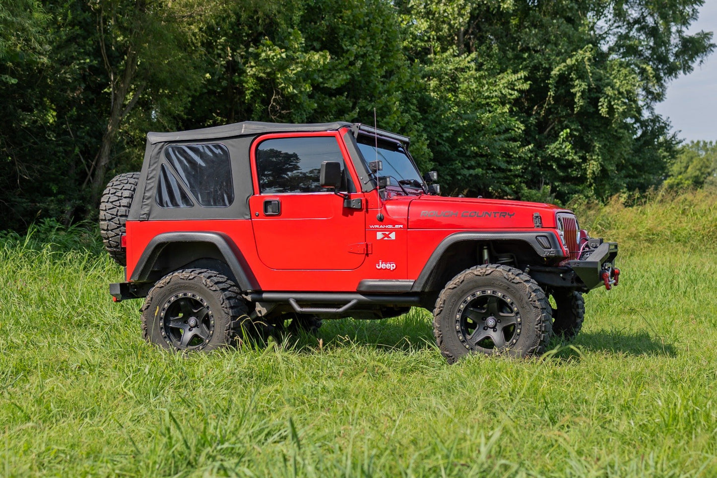 Nerf Steps | Full Length | Jeep Wrangler TJ 4WD | 1997-2006 | Rough Country | RCJ9746A