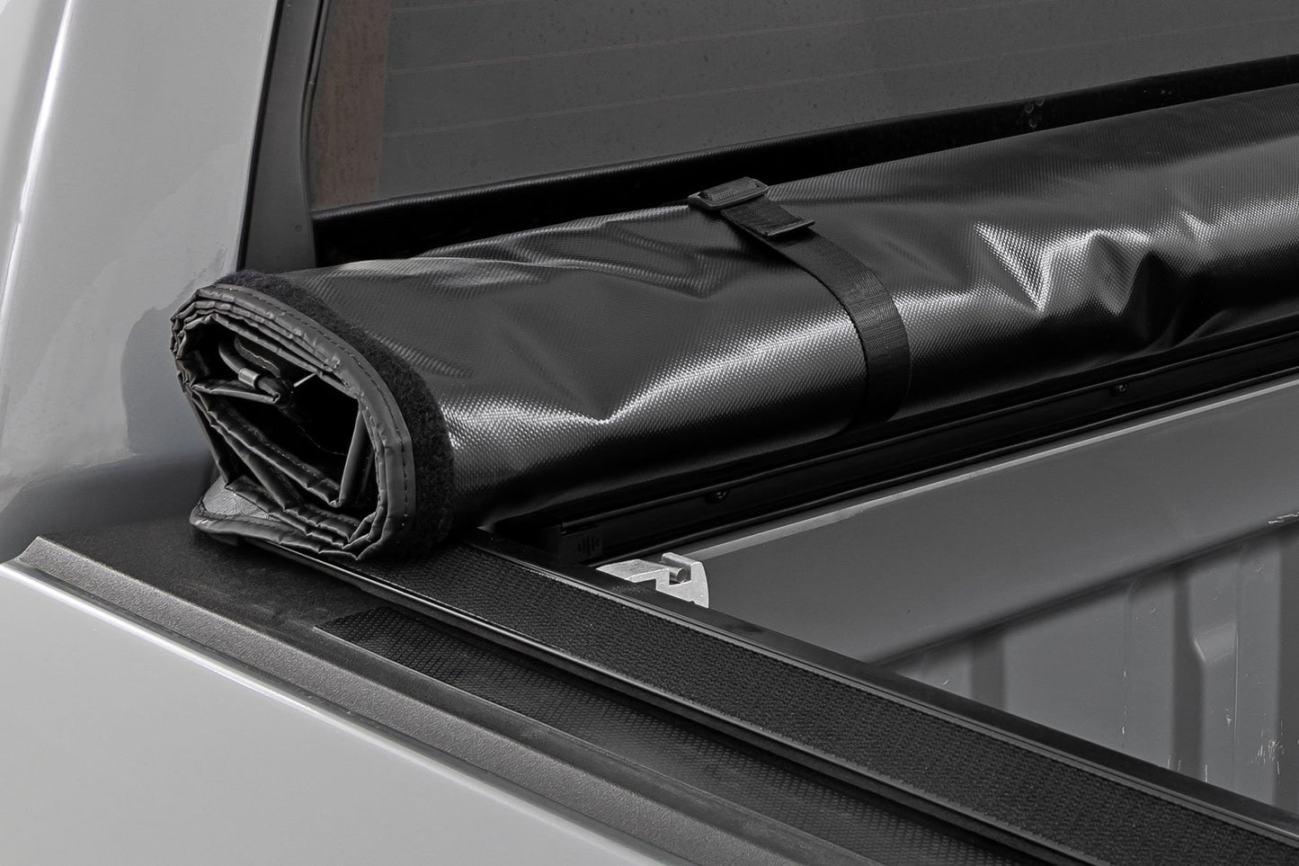 Soft Roll Up Bed Cover | 5'7" Bed | Toyota Tundra 2WD/4WD | 2007-2021 | Rough Country | 42419550