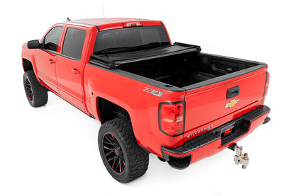 Bed Cover | Tri Fold | Soft | 5'9" Bed | Chevrolet Silverado/GMC Sierra 1500 | 2014-2018 | Rough Country | 41214550A