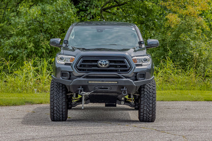 Front Bumper | High Clearance | 9500-Lb Pro Series Winch | Synthetic Rope Toyota Tacoma 4WD | 2016-2022 | Rough Country | 10716