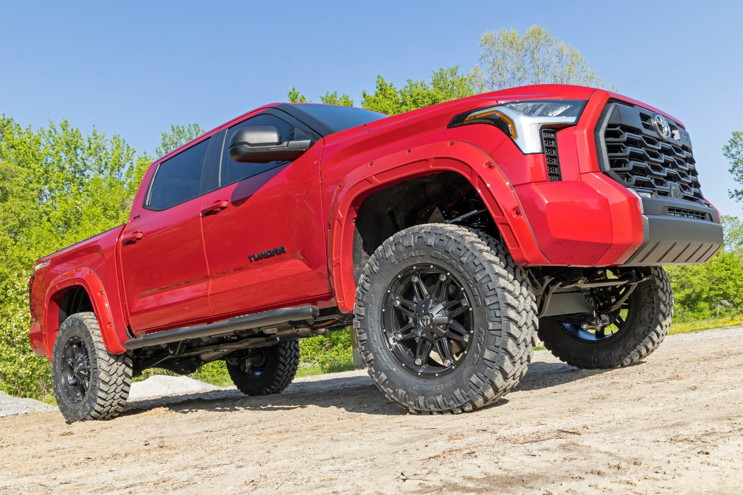 Oval Nerf Steps | Crew Cab | Black | Toyota Tundra 2WD/4WD -2022 | 2022-2022 | Rough Country | 21014