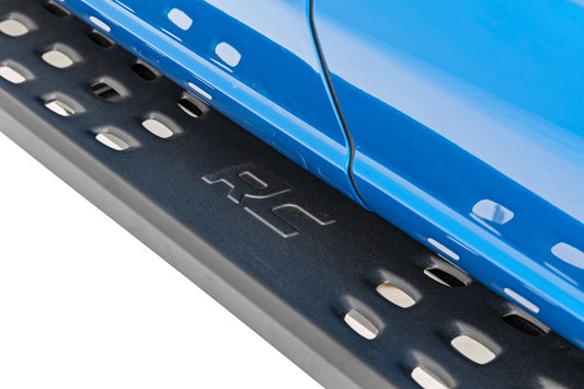 Raptor Style Running Board | Crew Cab | Black | Ford F-150 /F-150 Lightning | 2015-2022 | Rough Country | 44005