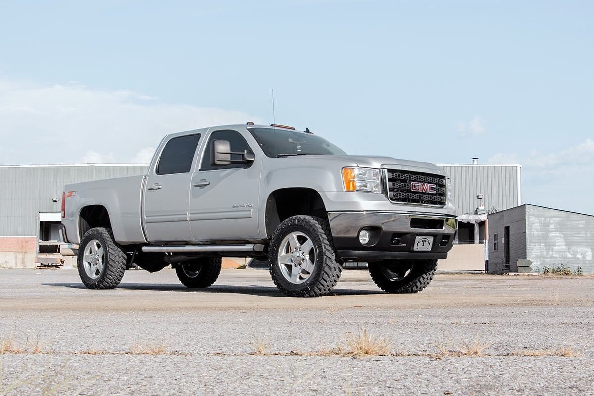 3.5 Inch Lift Kit | V2 | Chevrolet Silverado/GMC Sierra 2500HD/3500HD | 2011-2019 | Rough Country | 95970