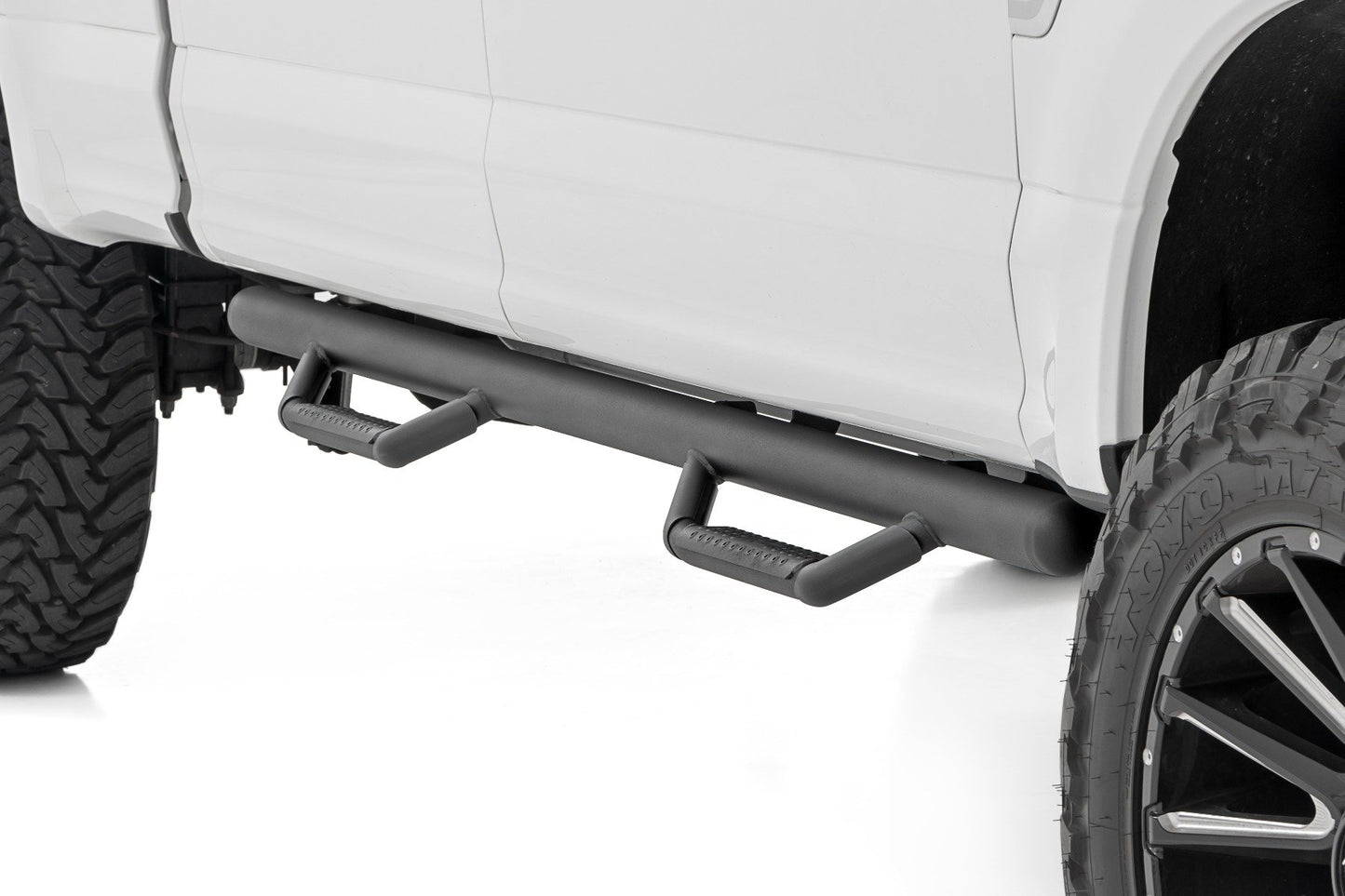 Nerf Steps | Super Crew/Short Bed |Ford F150 2WD/4WD | 2015-2022 | Rough Country | RCF1596CCB