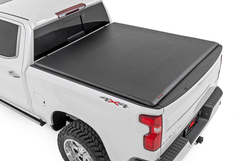 Soft Roll Up Bed Cover | 5'9" Bed | Chevrolet Silverado/GMC Sierra 1500 | 2019-2022 | Rough Country | 42120580