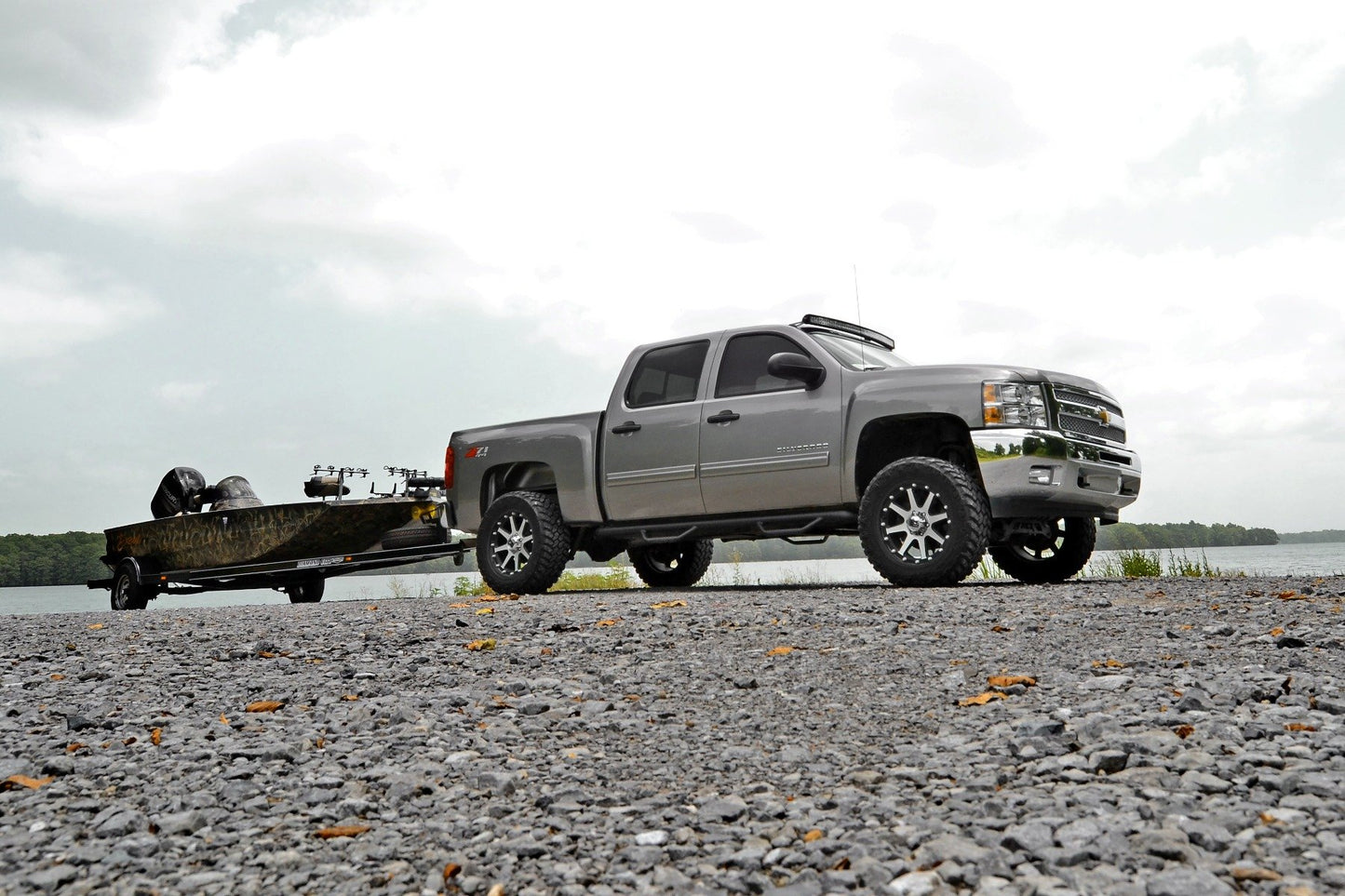 6 Inch Lift Kit | Chevy Silverado & GMC Sierra 1500 4WD | 2007-2013 | Rough Country | 23630