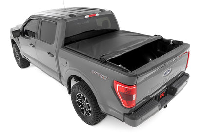 Soft Roll Up Bed Cover | 5'7" Bed | Ford F-150 /F-150 Lightning -2022 | 2015-2022 | Rough Country | 42220550