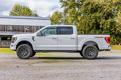 2.5 Inch Lift Kit | 2021-2023 Ford F-150 Tremor 4WD - 51028 | Rough Country | 51028