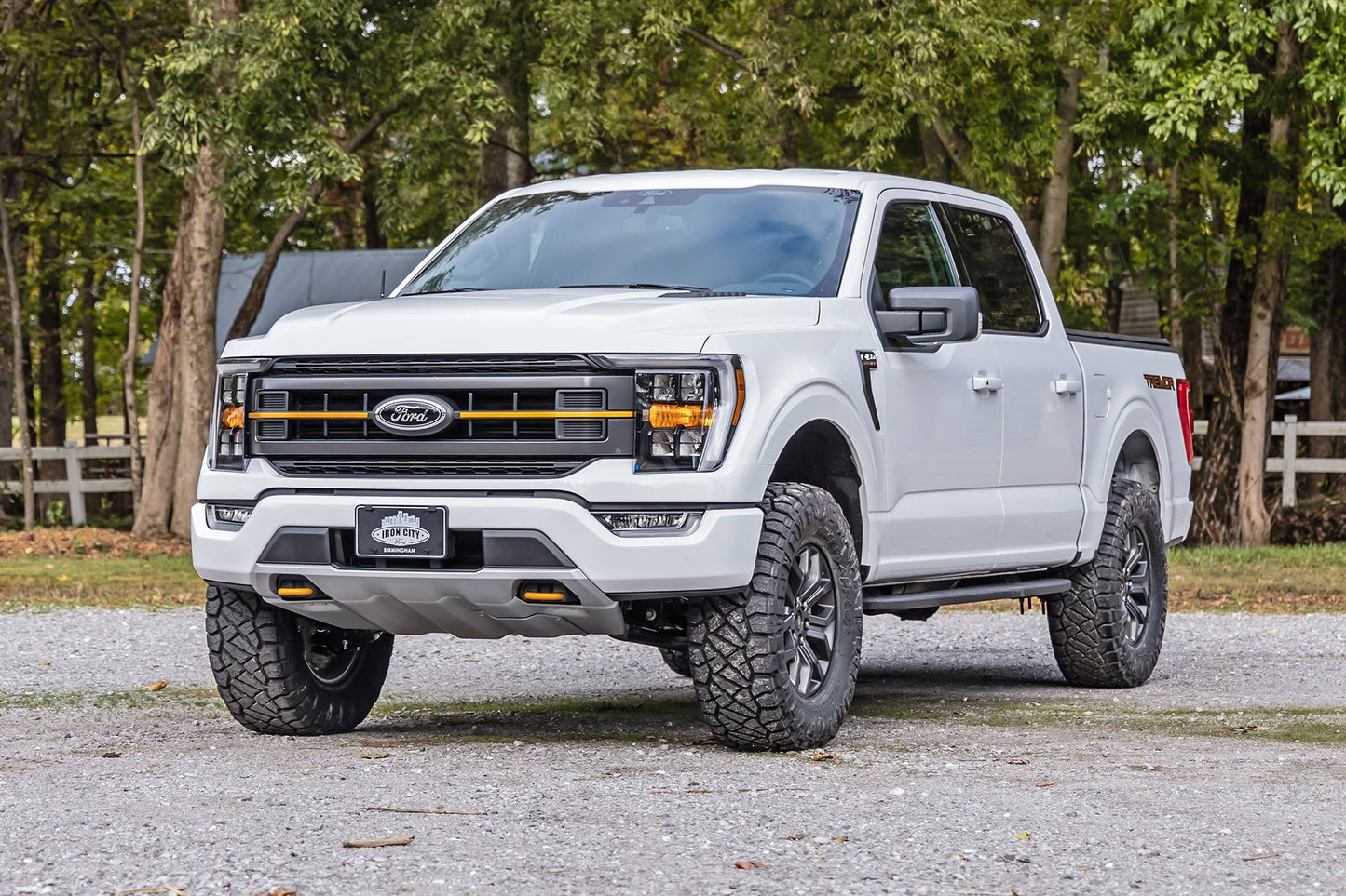 2.5 Inch Lift Kit | 2021-2023 Ford F-150 Tremor 4WD - 51028 | Rough Country | 51028