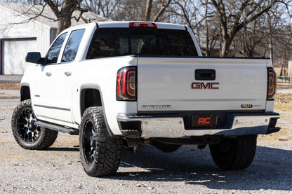 RPT2 Running Boards | Crew Cab | Chevrolet Silverado/GMC Sierra 1500/2500HD/3500HD | 2007-2018 | Rough Country | 44001