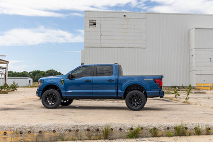 3 Inch Lift Kit | Fabbed UCA | Vertex/V2 | Ford F-150 4WD | 2021-2022 | Rough Country | 41457