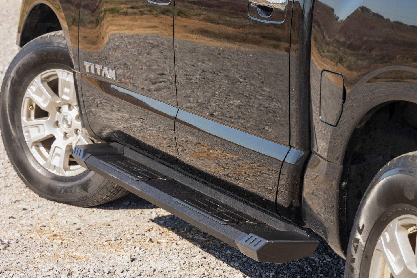 HD2 Running Boards |Crew Cab | Nissan Titan  2WD/4WD |2004-2021 | Rough Country | SRB041785A