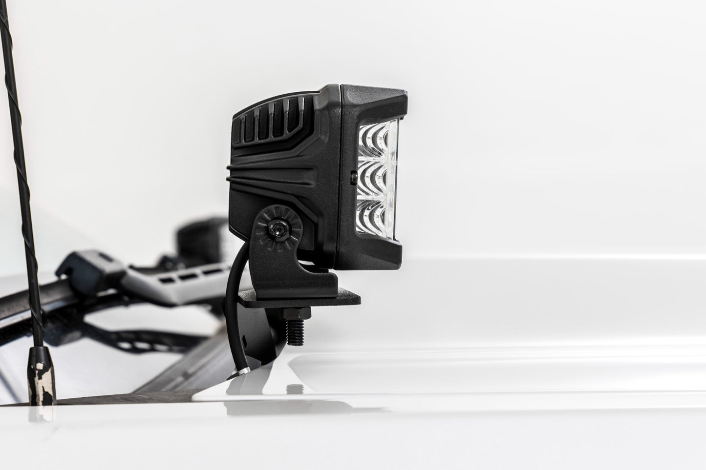 LED Light | Ditch Mount | 3" OSRAM | Wide | Chevrolet Silverado/GMC Sierra 1500 | 2014-2018 | Rough Country | 71056