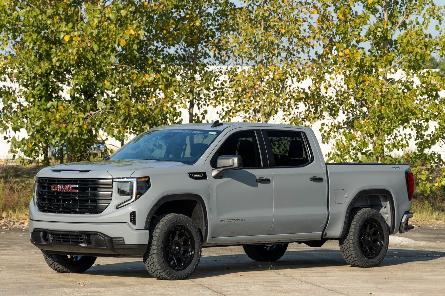 2 Inch Leveling Kit | Loaded Strut | Chevrolet Silverado/GMC Sierra 1500 | 2019-2022 | Rough Country | 501065