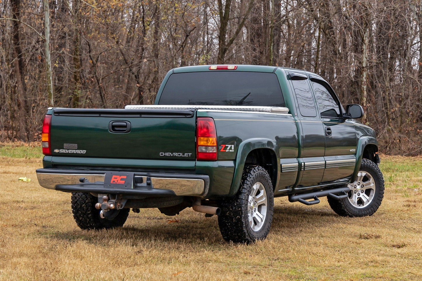 Nerf Steps | Full Length | Ext | 6.5 Ft Bed | Chevrolet Silverado/GMC Sierra 1500/2500HD | 1999-2006 | Rough Country | RCC9989QCB