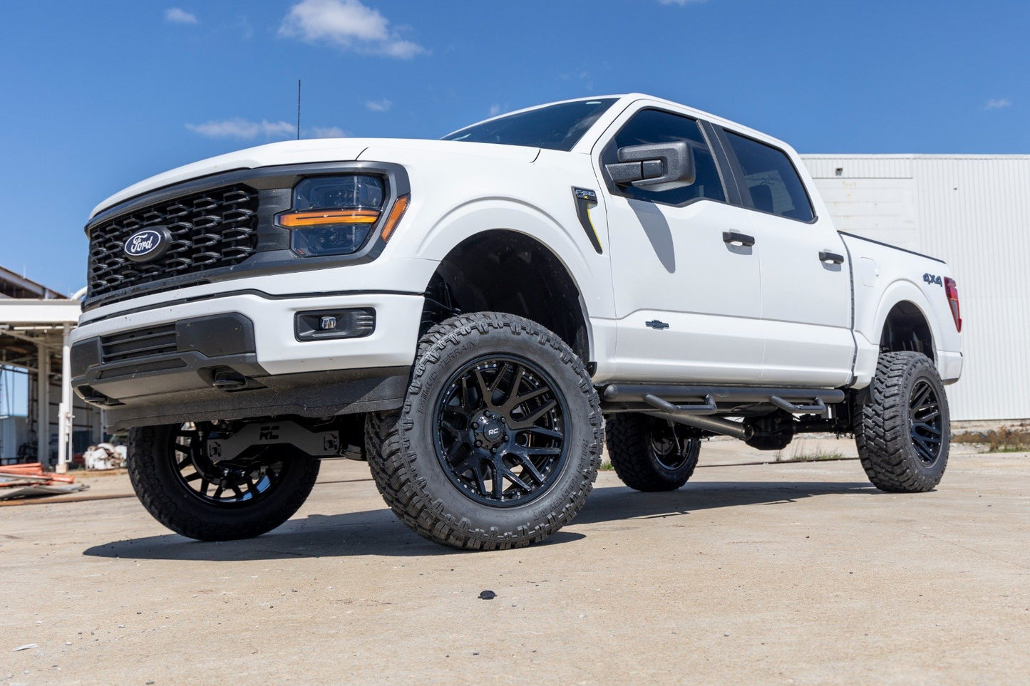 6 Inch Lift Kit | Ford F-150 4WD | 2021-2022 | Rough Country | 49930
