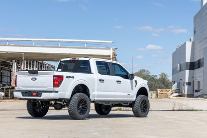 6 Inch Lift Kit | N3 Struts | Ford F-150 4WD | 2021-2022 | Rough Country | 49931