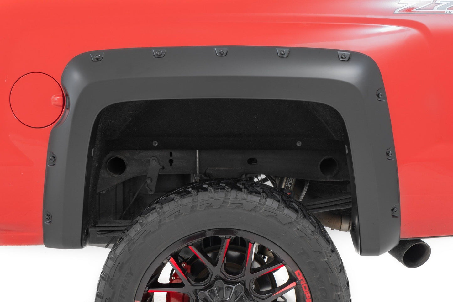Pocket Fender Flares | 5.8 Ft Bed | Chevy Silverado 1500 | 2014-2015 | Rough Country | F-C11413A