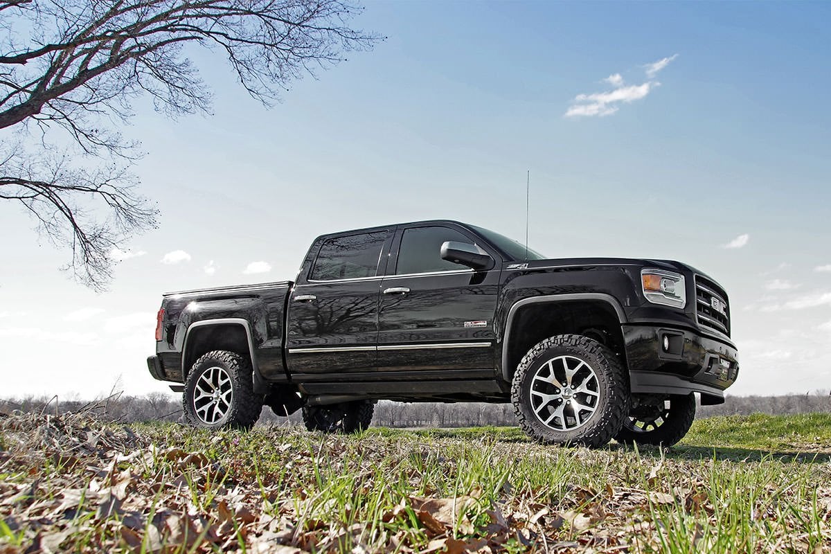 6 Inch Lifit Kit | Cast Steel | N3 Struts | Chevrolet Silverado/GMC Sierra 1500 | 2014-2018 | Rough Country | 22632