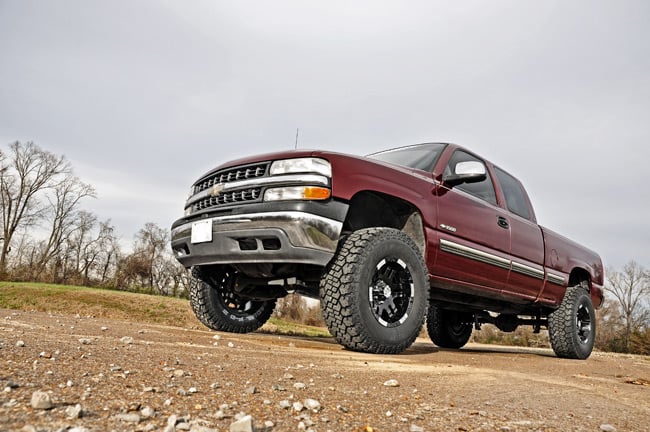6" Lift Kit | Chevy Silverado & GMC Sierra 1500 2WD | 1999-2006 | Rough Country | 23420
