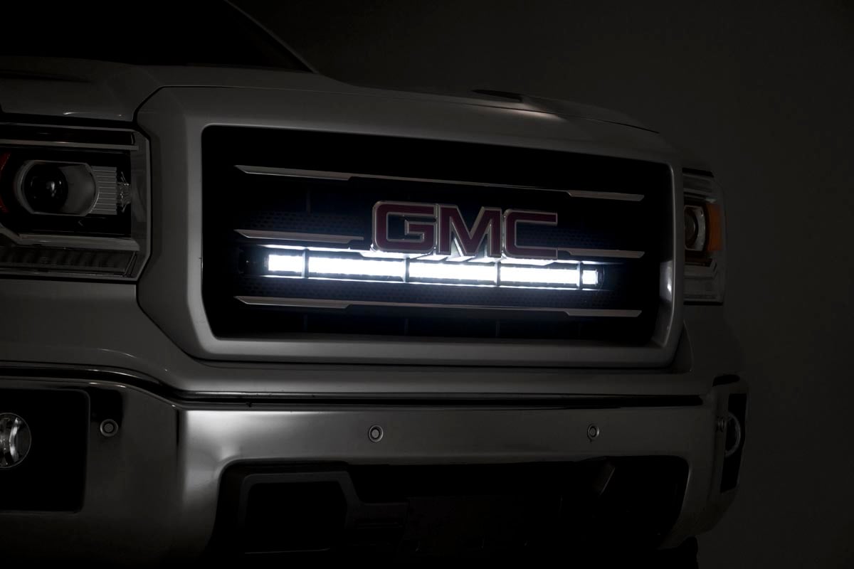 LED Light | Behind Grille Mount | 30" Chrome Single Row | Chevrolet Silverado/GMC Sierra 1500 | 2014-2018 | Rough Country | 70625