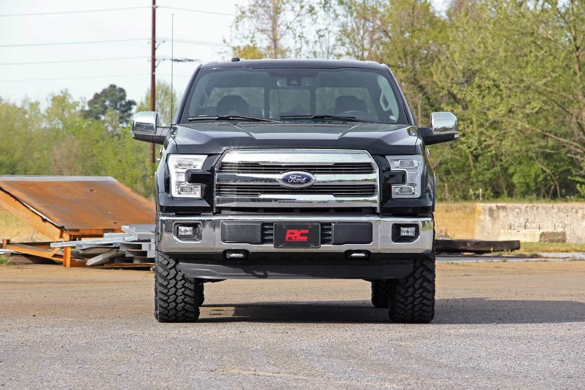 2 Inch Leveling Kit | Red | Ford F-150 2WD/4WD | 2014-2022 | Rough Country | 569RED