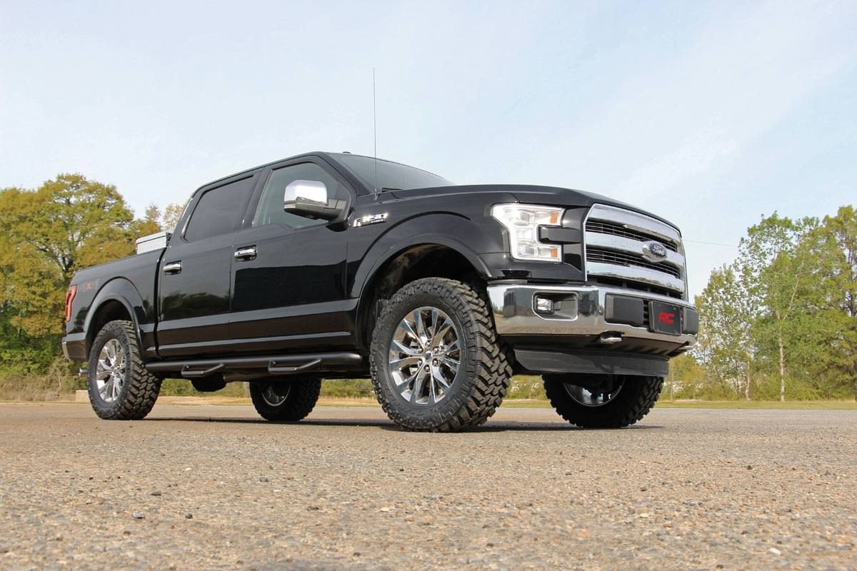 2 Inch Leveling Kit | Red | Ford F-150 2WD/4WD | 2014-2022 | Rough Country | 569RED