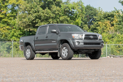 M1 Adjustable Leveling Struts | Monotube | 0-2" | Toyota Tacoma | 2005-2022 | Rough Country | 502075