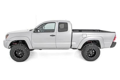 Vertex 2.5 Adjustable Coilovers | 3" | Toyota Tacoma 2WD/4WD | 2005-2022 | Rough Country | 689010