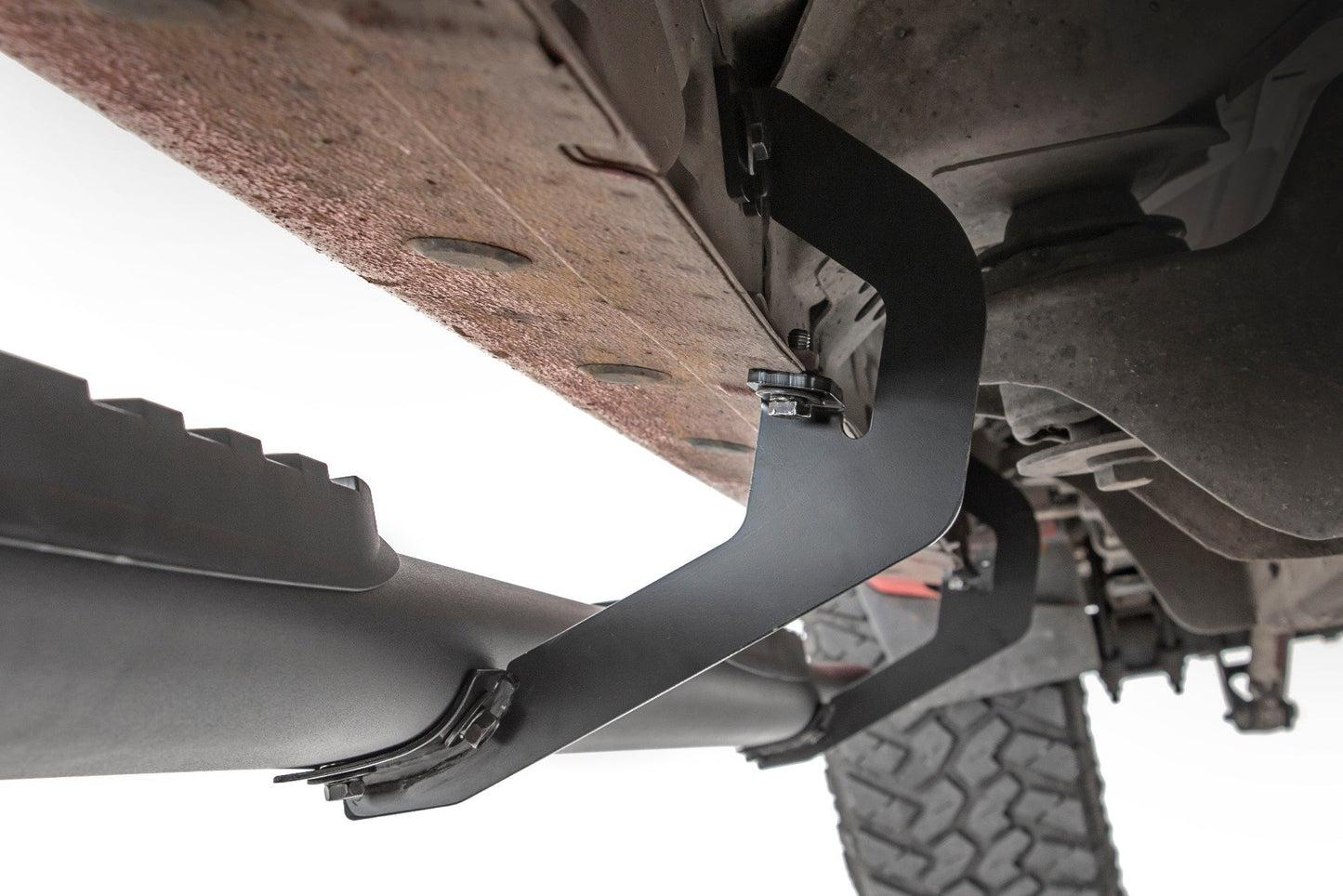 Oval Nerf Step | Crew Cab| Def Tank | Chevy/GMC 1500/2500HD/3500HD | 2007-2019 | Rough Country | 21001