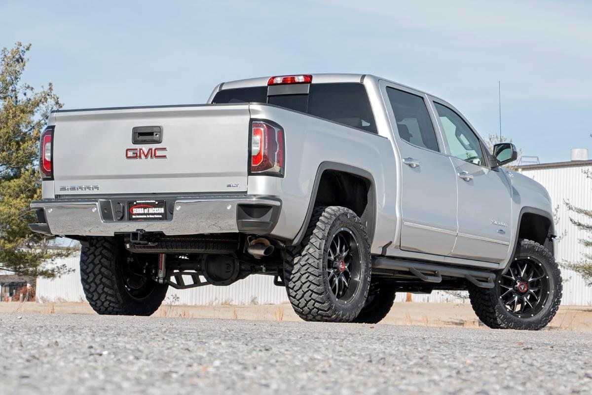 3.5 Inch Lift Kit | Cast Steel LCA | Vertex | Chevrolet Silverado/GMC Sierra 1500 | 2014-2018 | Rough Country | 12450