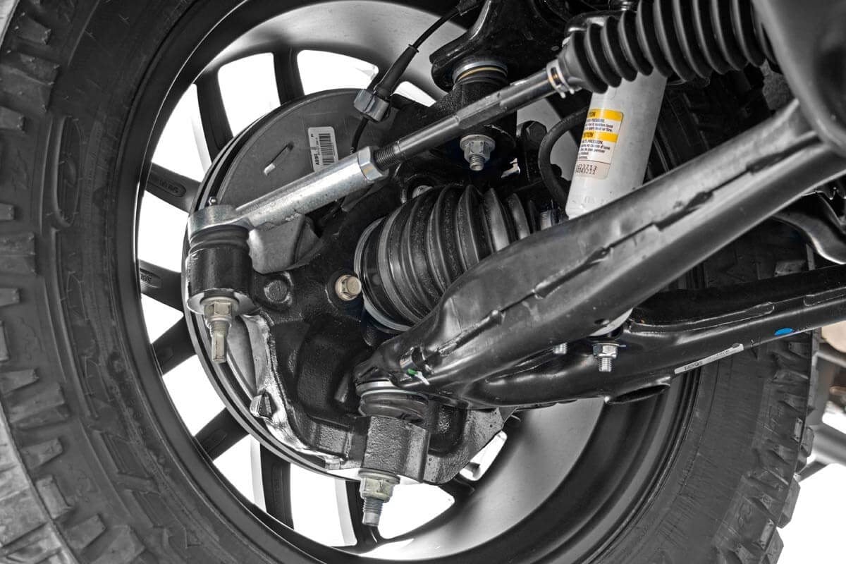 3.5 Inch Lift Kit | Cast Steel LCA | Chevrolet Silverado/GMC Sierra 1500 | 2014-2018 | Rough Country | 12430