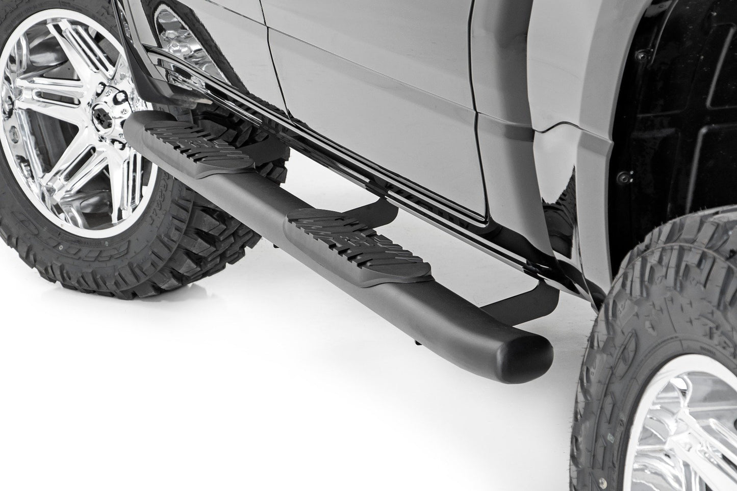 Oval Nerf Step | Crew Cab | Black | Ram 1500 2WD/4WD | 2019-2021 | Rough Country | 21004
