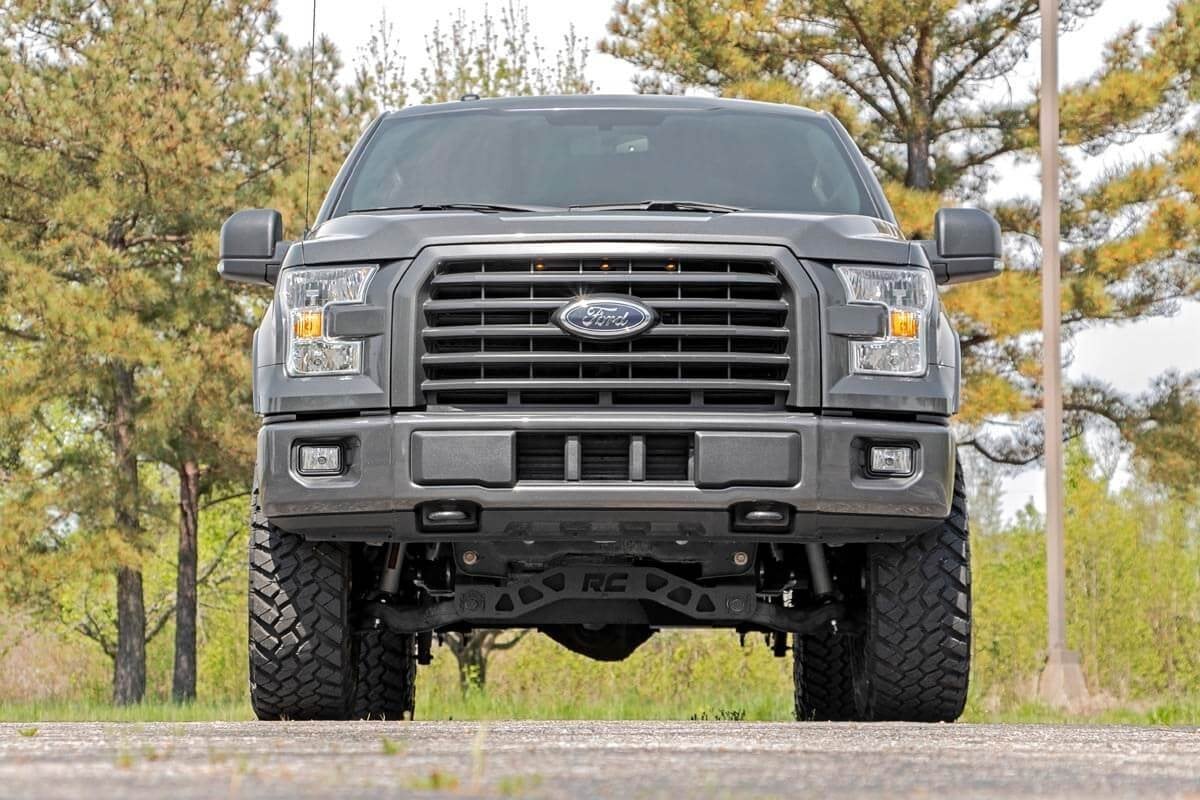 4 Inch Lift Kit | N3 Struts | Ford F-150 4WD | 2015-2020 | Rough Country | 55531