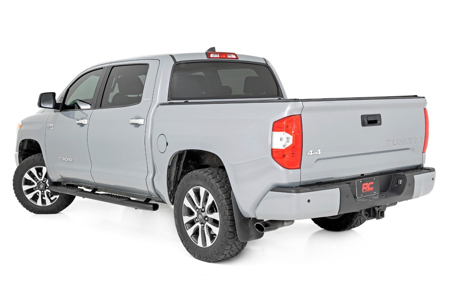 Oval Nerf Step | Crew Cab | Black | Toyota Tundra 2WD/4WD | 2007-2021 | Rough Country | 21009