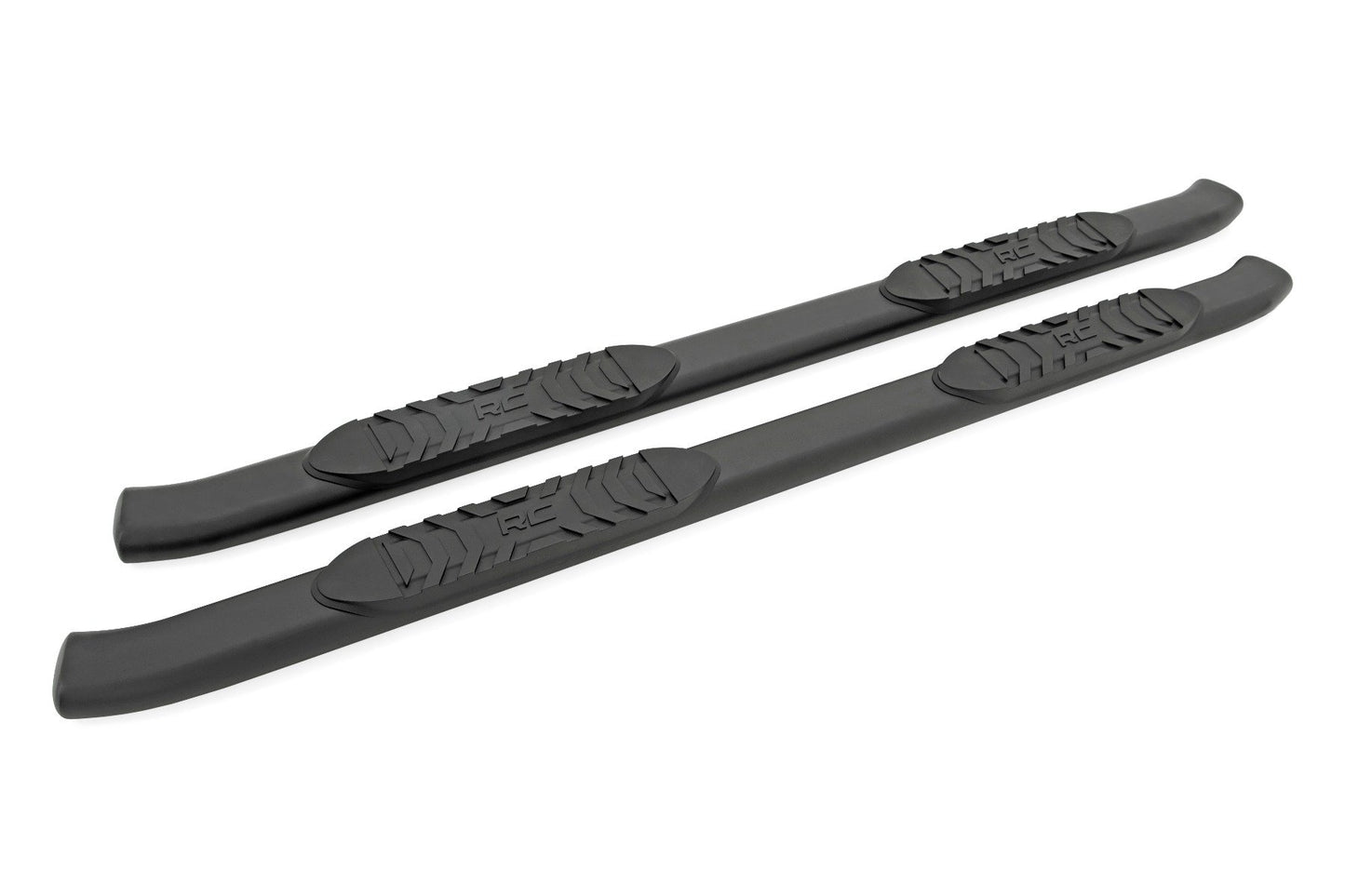 Oval Nerf Step | Crew Cab| Def Tank | Chevy/GMC 1500/2500HD/3500HD | 2007-2019 | Rough Country | 21001
