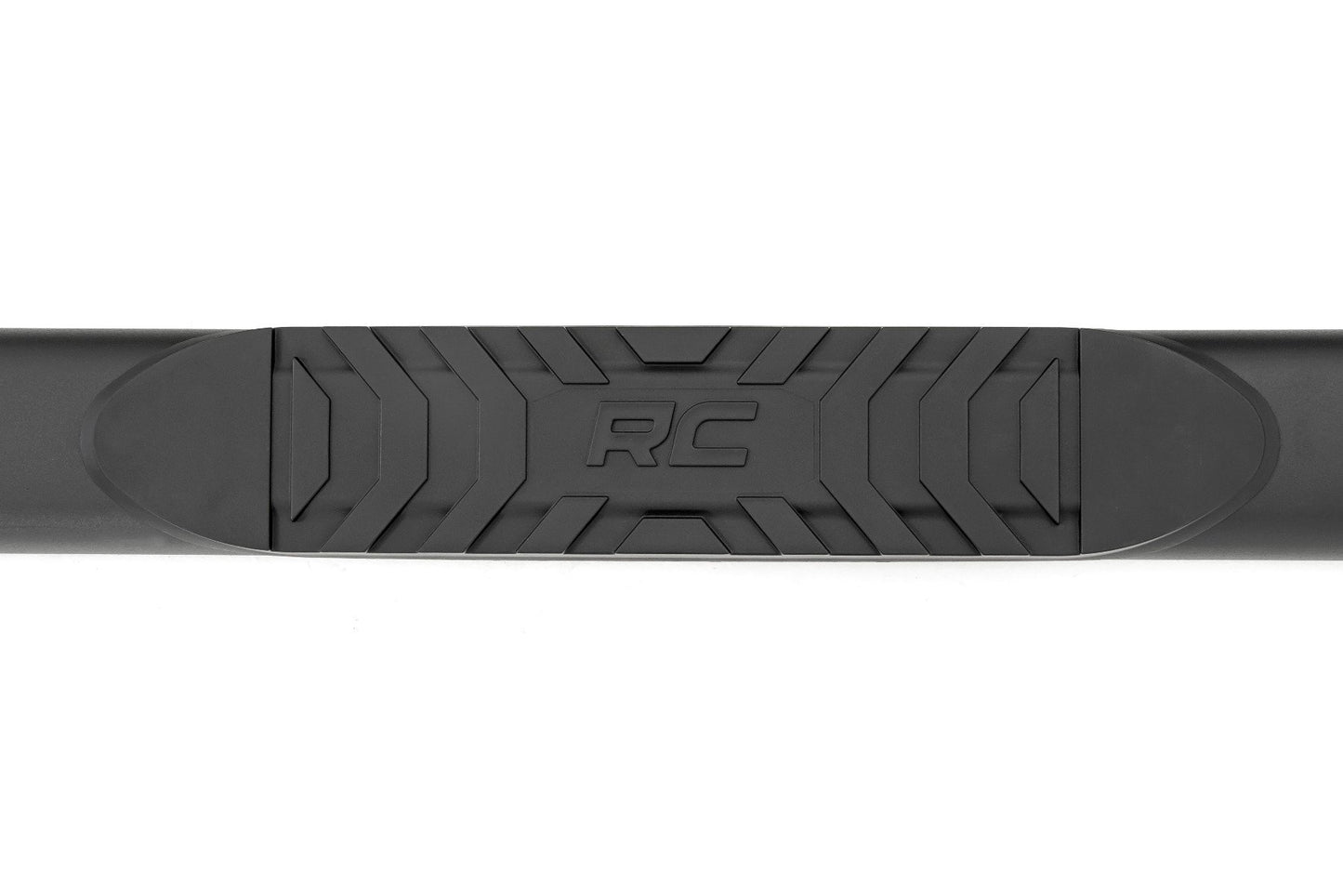 Oval Nerf Step | Crew Cab | Def Tank | Chevy/GMC 1500/2500HD/3500HD | 2009-2022 | Rough Country | 21002