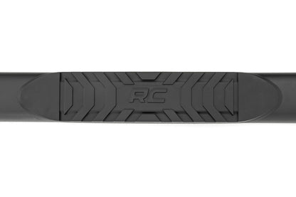 Oval Nerf Step | Double Cab | Black | Toyota Tacoma 2WD/4WD | 2005-2022 | Rough Country | 21008