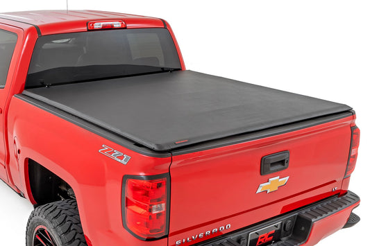 Soft Roll Up Bed Cover | 5'9" Bed | Chevrolet Silverado/GMC Sierra 1500 | 2014-2018 | Rough Country | 42119551