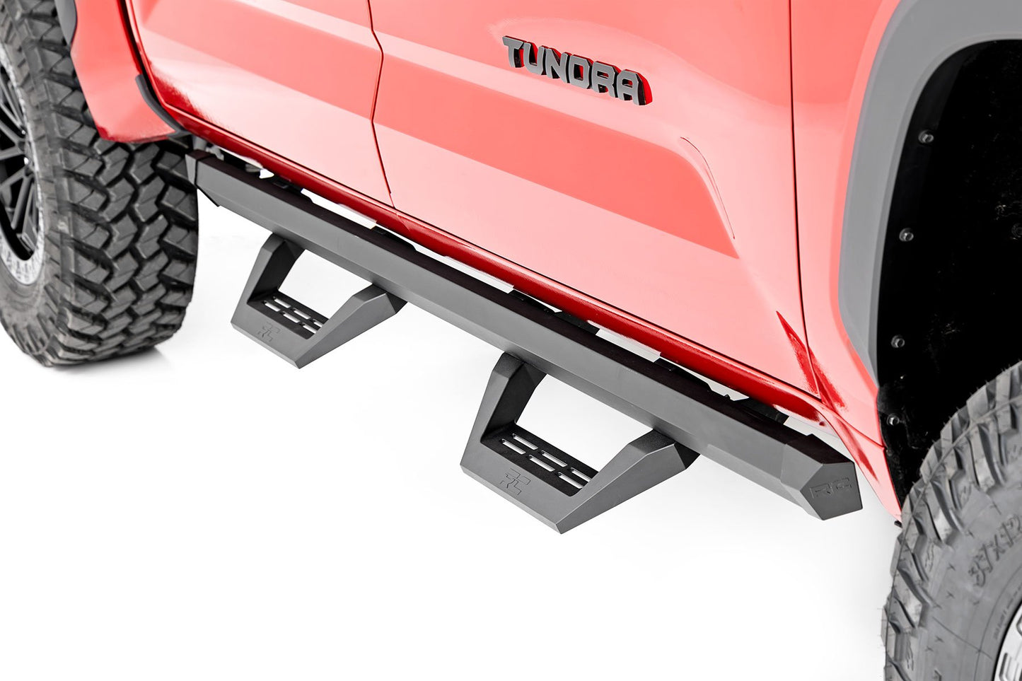 SRX2 Adj Aluminum Steps | CrewMax | Toyota Tundra 2WD/4WD | 2022-2022 | Rough Country | 71070